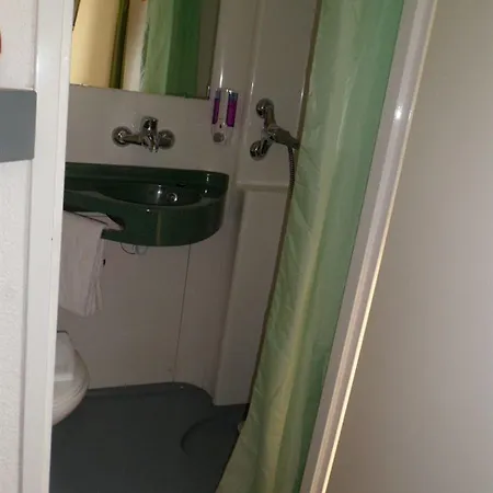 Hotel Brit Essentiel Albi Parc Des Expos 2*