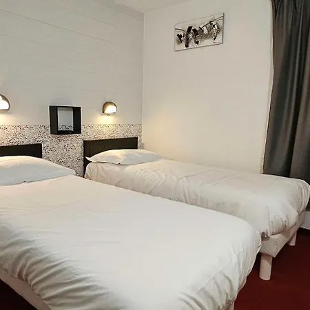 Brit Essentiel Albi Parc Des Expos Szálloda