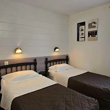 Brit Essentiel Albi Parc Des Expos Szálloda