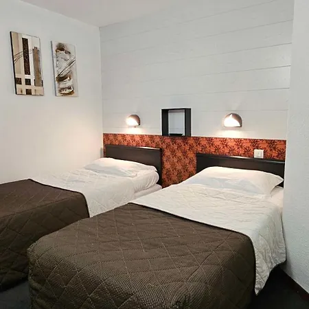 Szálloda Brit Essentiel Albi Parc Des Expos 2*