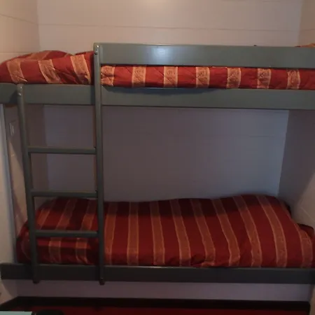 Szálloda Brit Essentiel Albi Parc Des Expos 2*