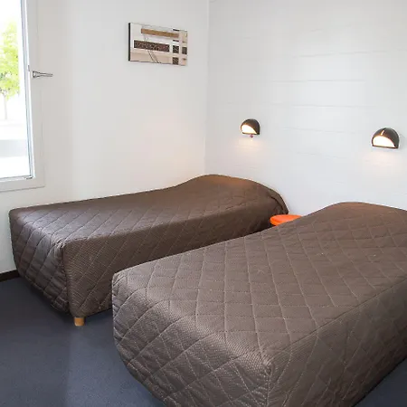 Brit Essentiel Albi Parc Des Expos Szálloda