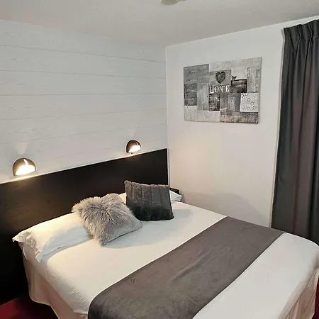 Brit Essentiel Albi Parc Des Expos 2*