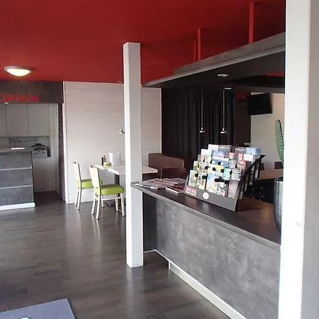 Hotel Brit Essentiel Albi Parc Des Expos 2*