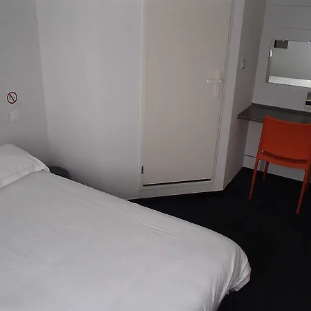 Hotel Brit Essentiel Albi Parc Des Expos 2*