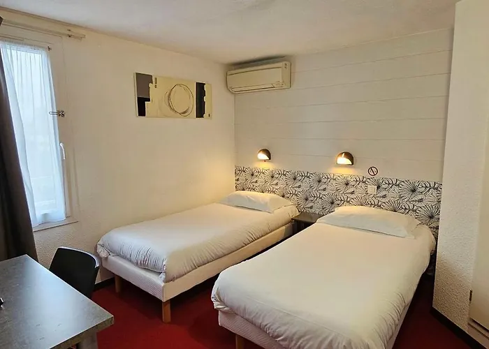 Brit Essentiel Albi Parc Des Expos 2*