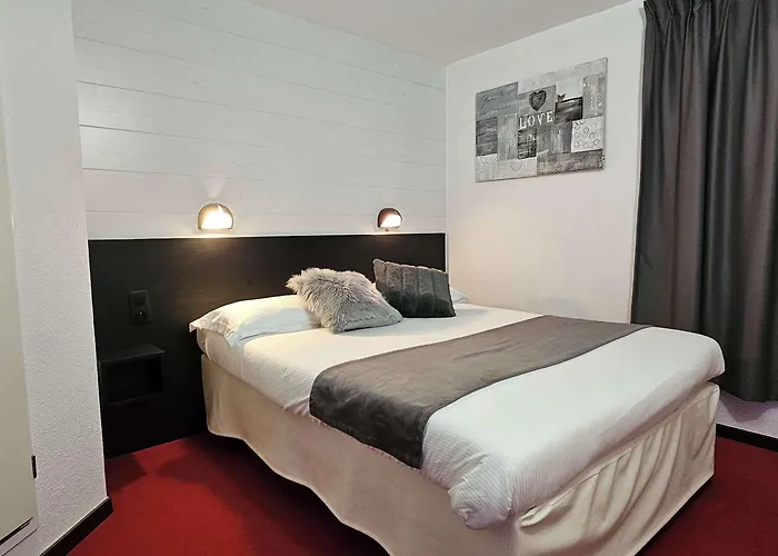 Brit Essentiel Albi Parc Des Expos Hotel 2*